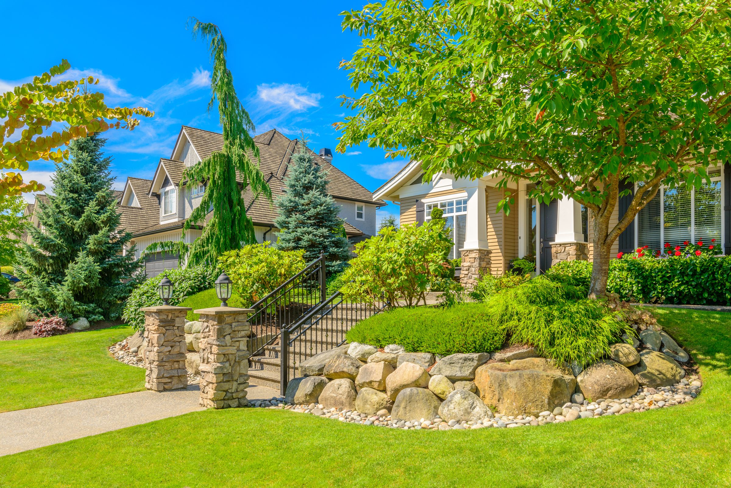 Luxury outdoor landscaping